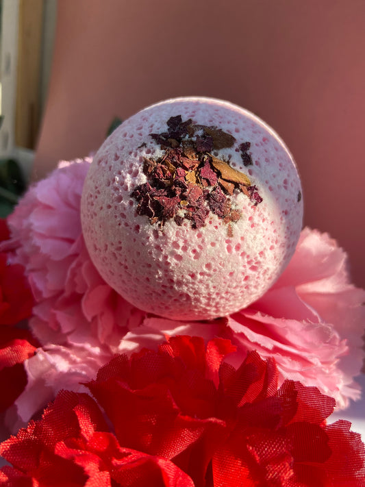 Hibiscus rose bath bomb